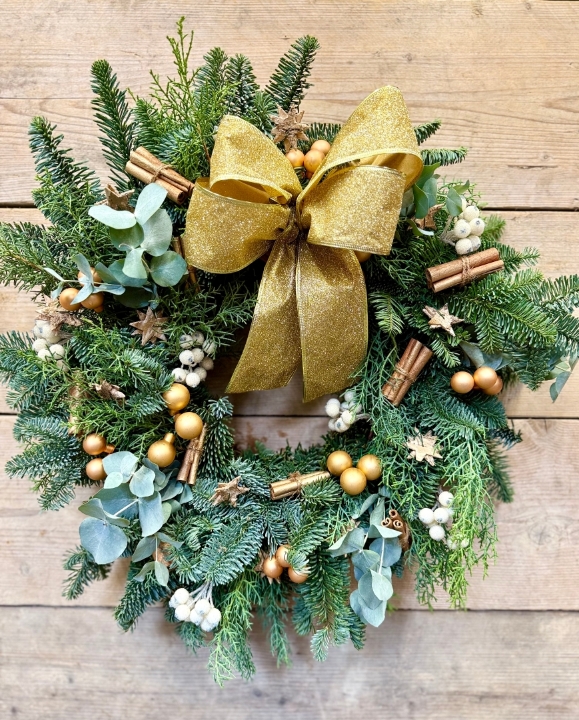 Luxury White and Gold Wreath