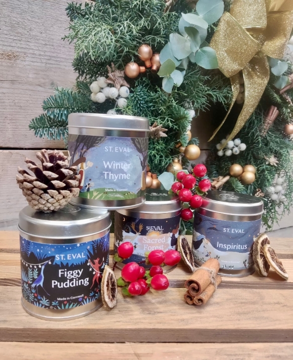 St Eval Christmas Candle